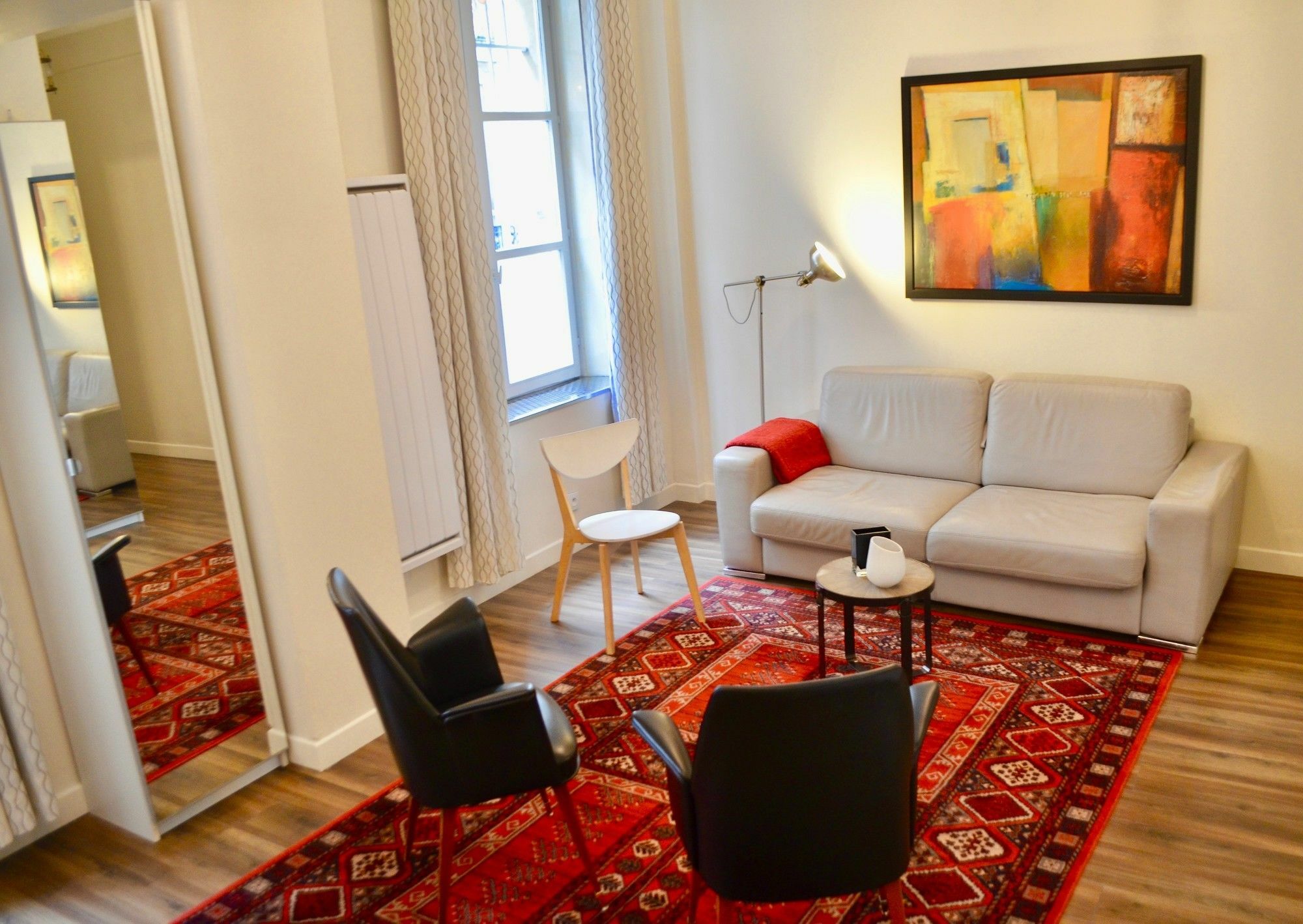 1 Bedroom Apartment In The Heart Of The Marais Area Paris Bagian luar foto